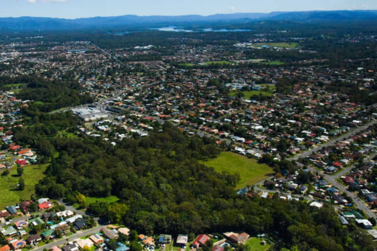 Lawn care services in Strathpine, Queensland
